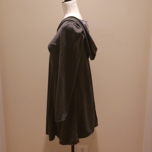 Max Studio Hooded Dress - Picture 4 of 4